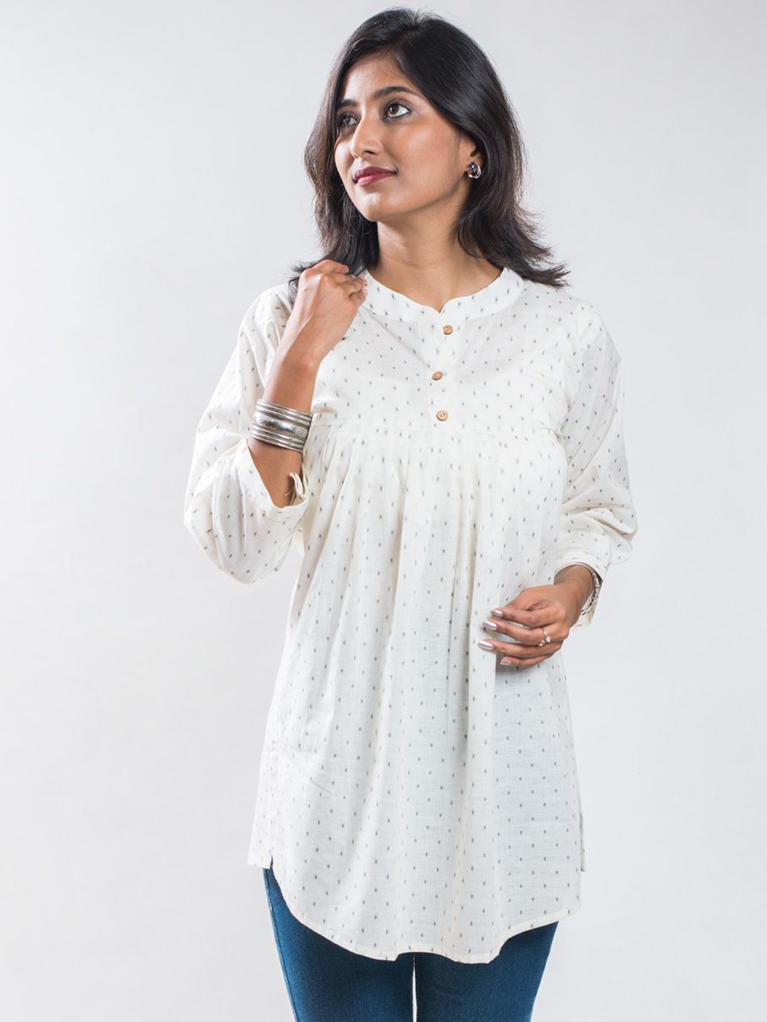 Earthyfits Women Ethnic Motifs Printed Cotton Side Slits Regular Sleeves Short Kurta