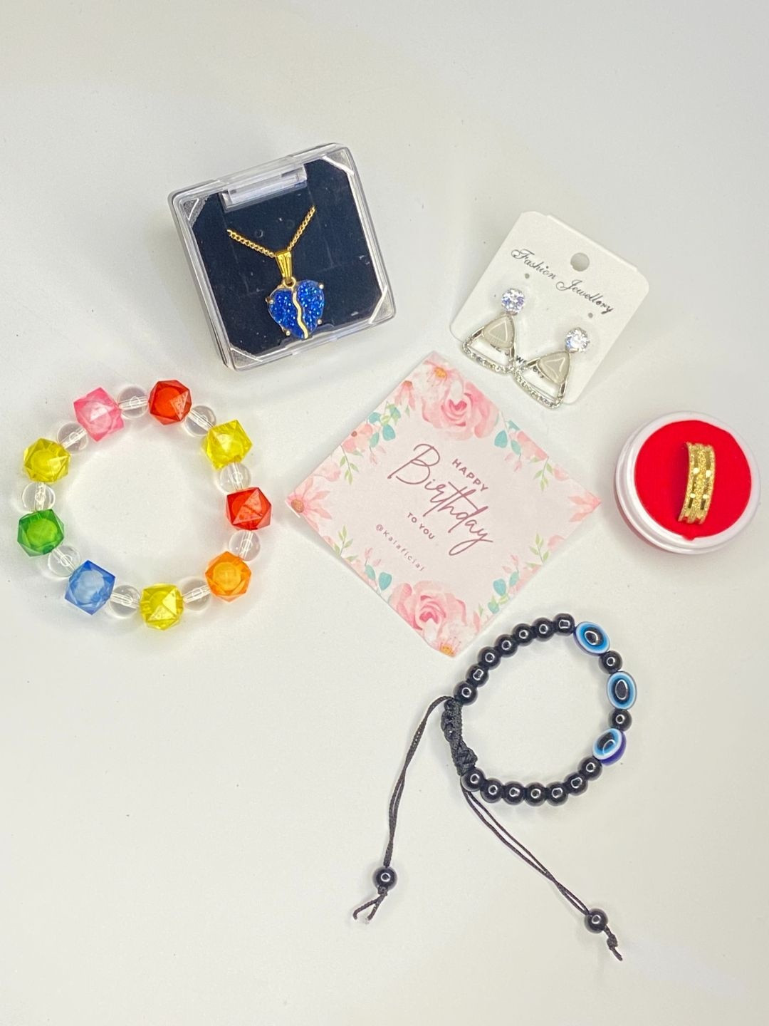 KALAFICIAL Stone-Studded & Beaded Heart-Charm Jewellery Set