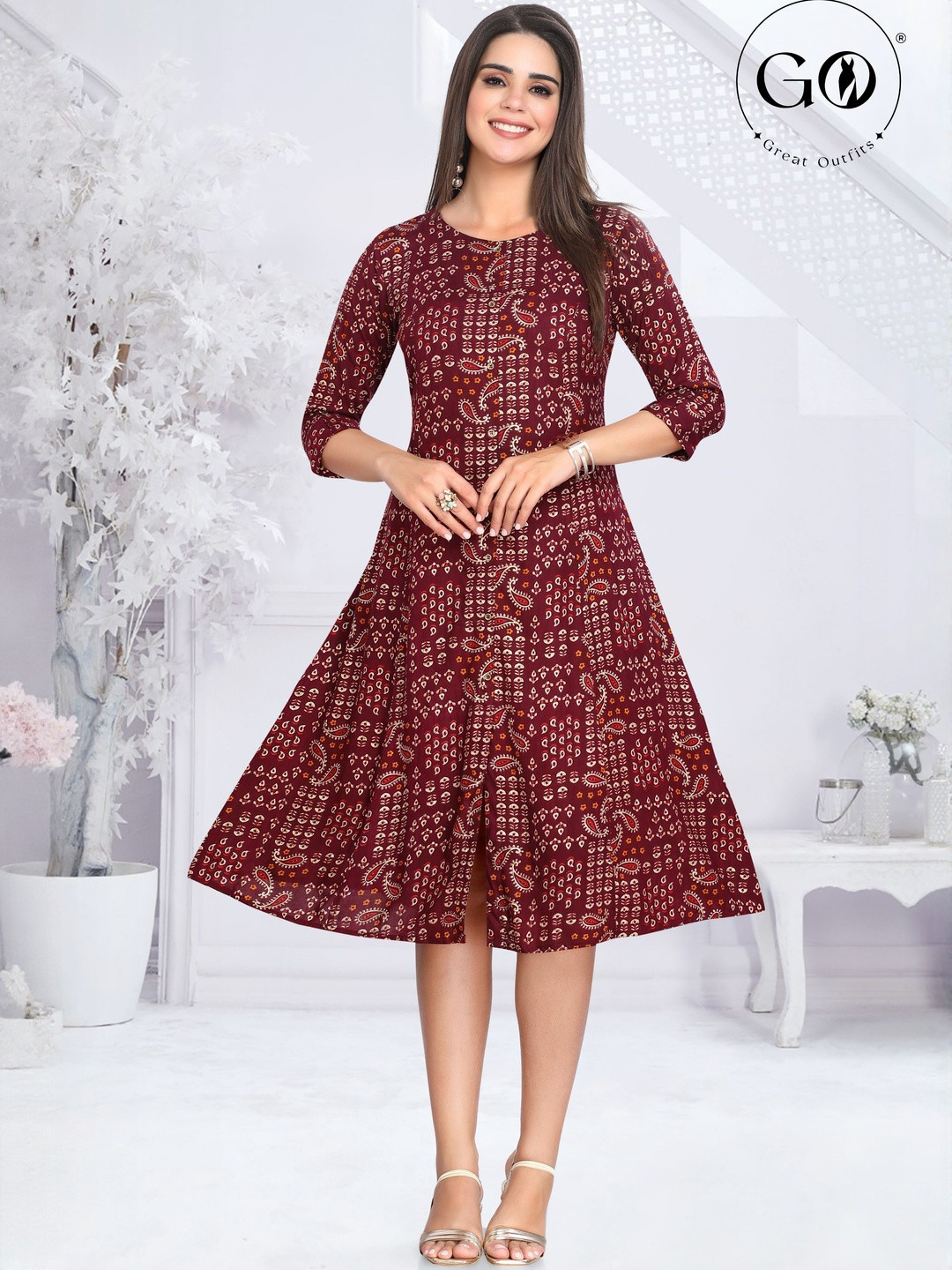 GREAT OUTFITS Women Maroon Viscose Rayon  Kurtis