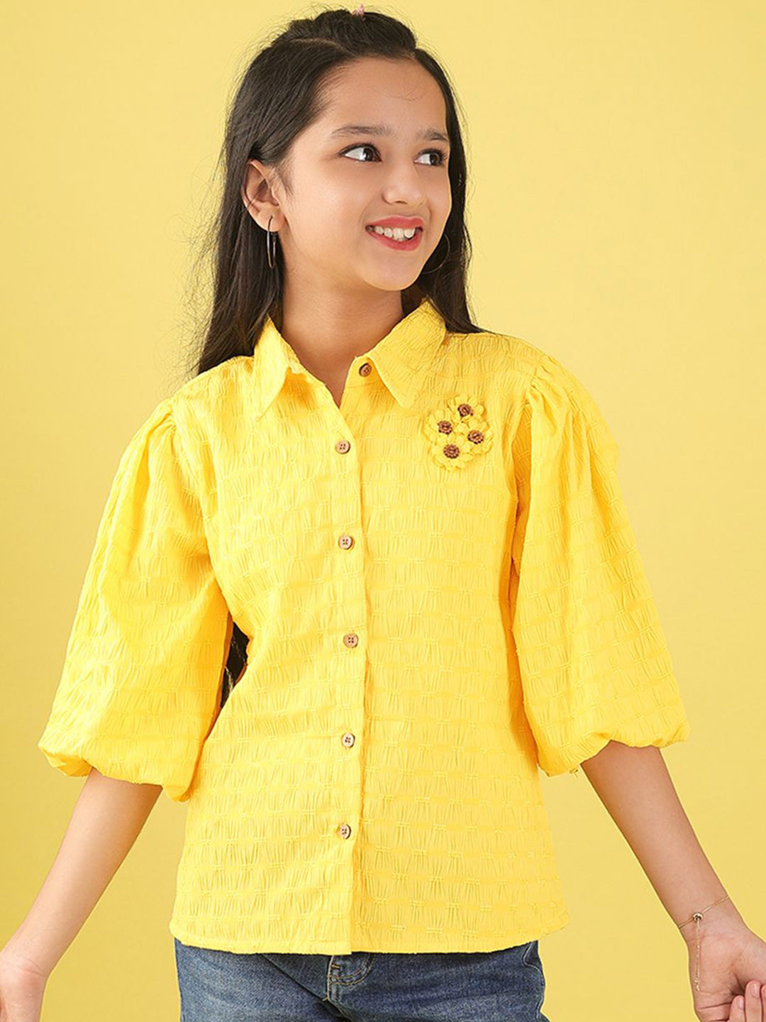 Ishti Girls Self Design Puff Sleeves Shirt Style Regular Top with Applique