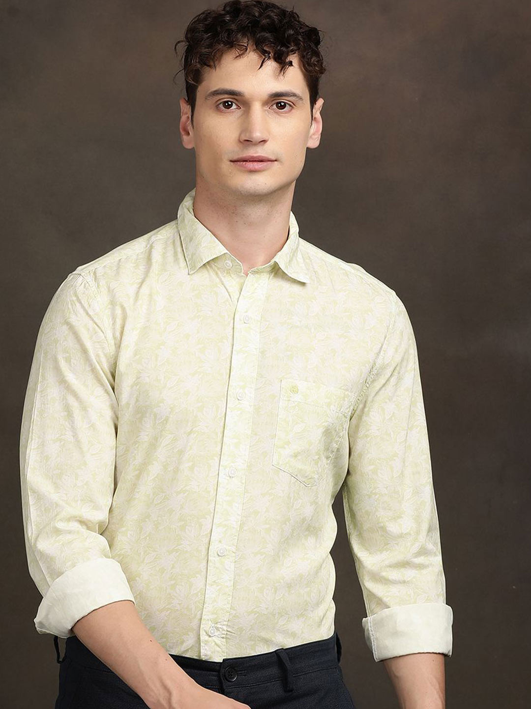 Turtle Men Floral Printed Slim Fit Shirts