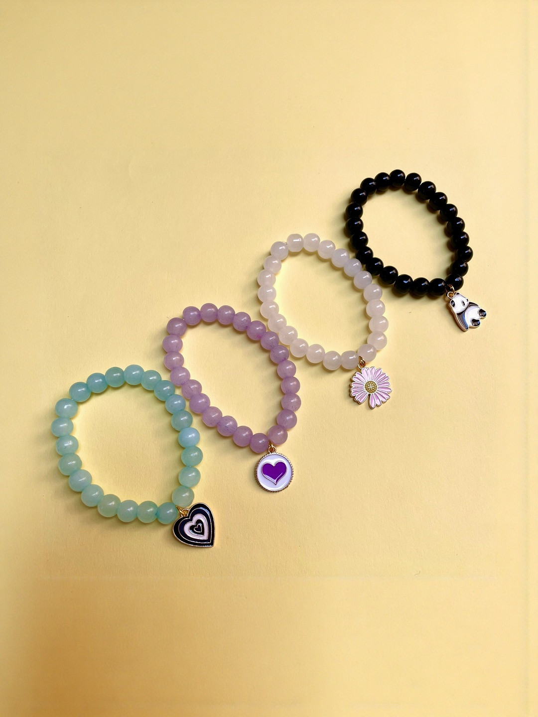 Amit Fashion Set Of 4 Glass NA Bangle