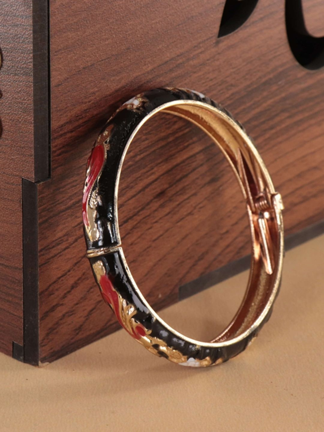 STYOLLO Silver-Plated Enamelled Bangle-Style Bracelet