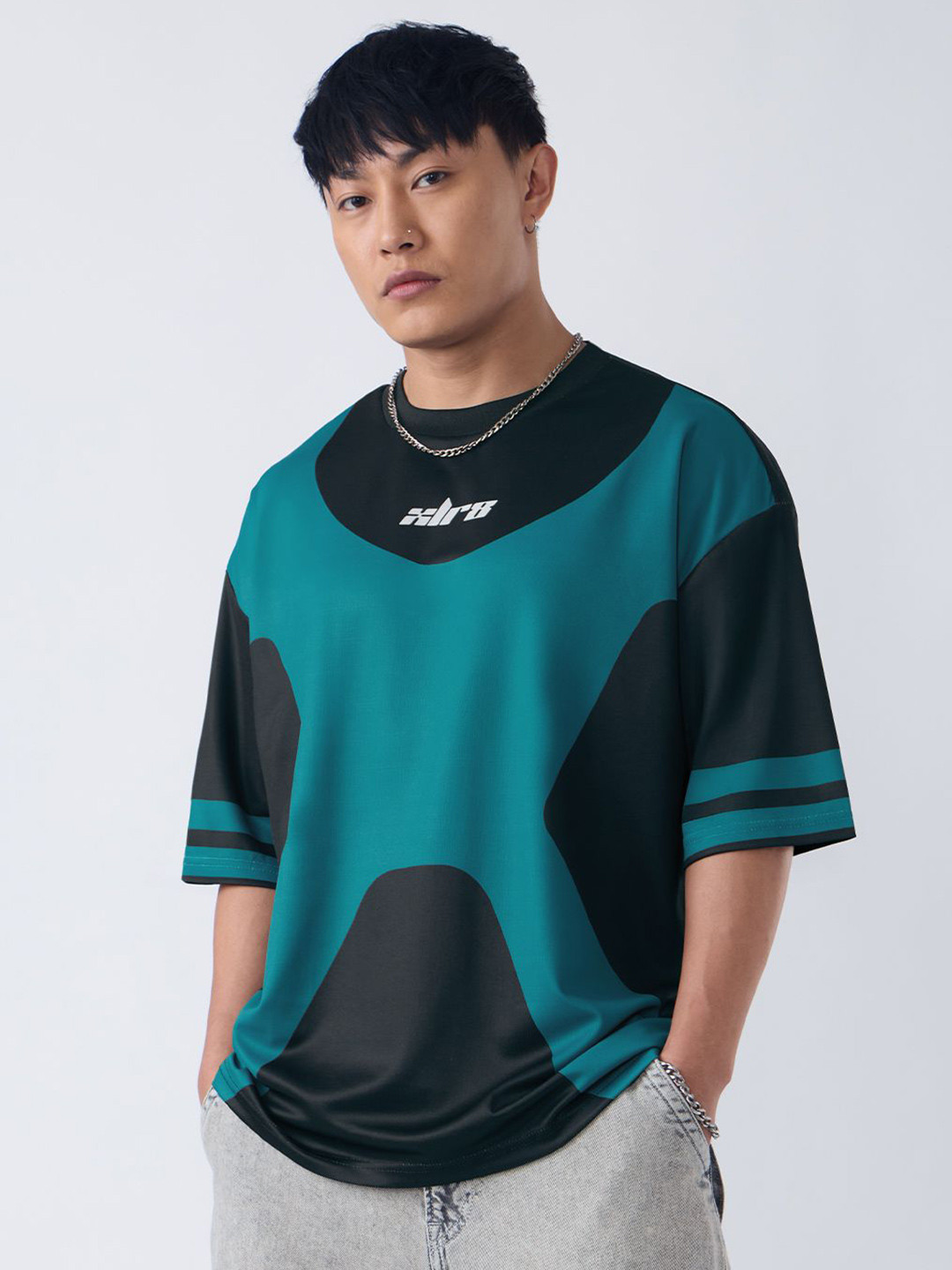 The Souled Store Oversized Ben 10 XLR8 Colourblocked Drop-Shoulder Sleeves T-Shirt