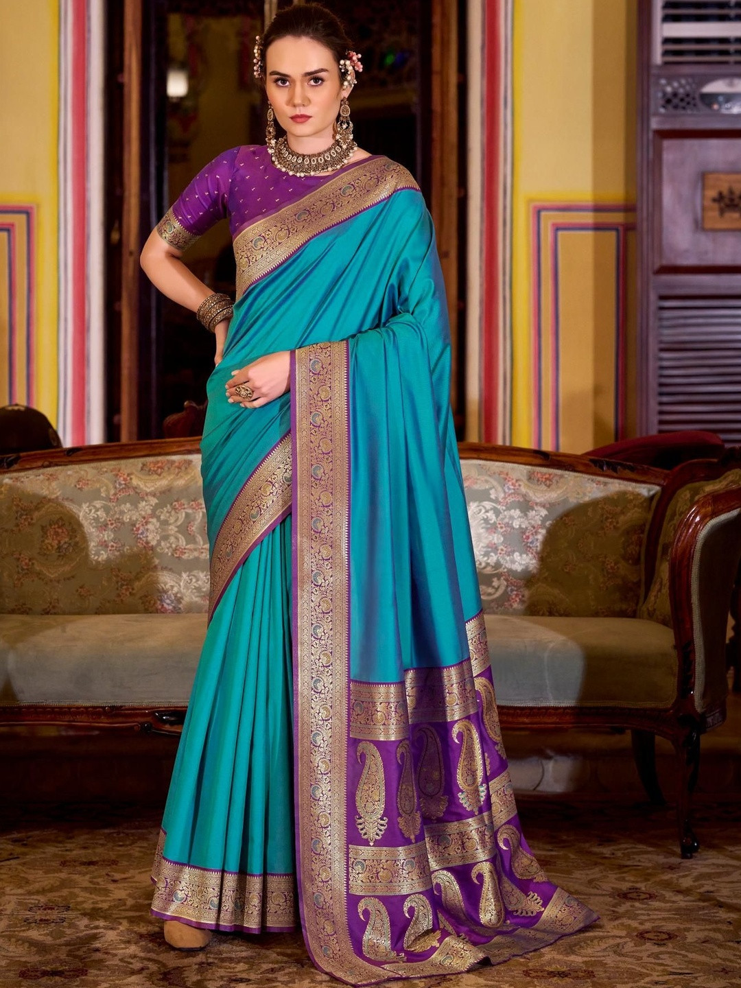MAHALASA Zari Weaving Saree With Unstiched Blouse