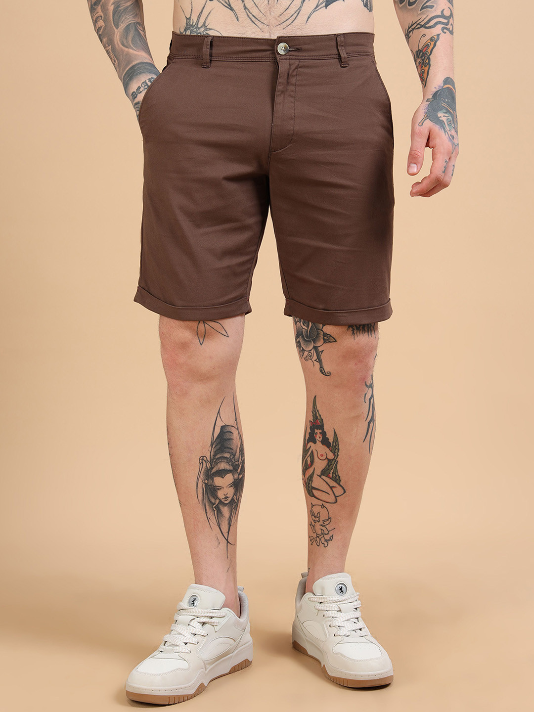 Dogi Verg Men Slim Fit Mid-Rise Chino Shorts