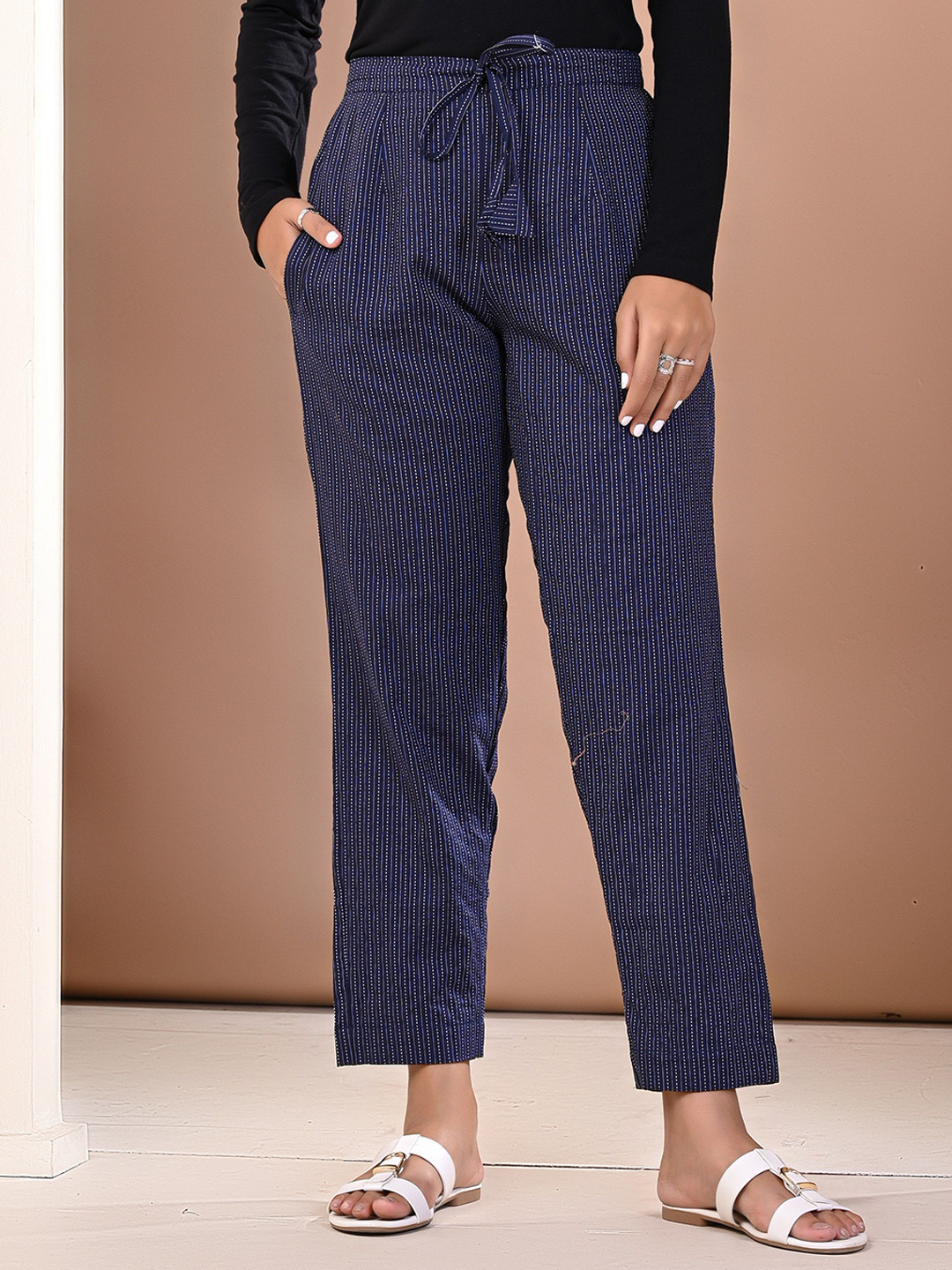 KANNAHI Women Pure Cotton Kantha Dobby Dyed Pleated Trousers
