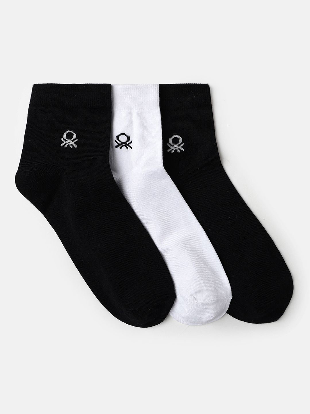 United Colors of Benetton Men Pack Of 3 Solid Ankle-Length Socks
