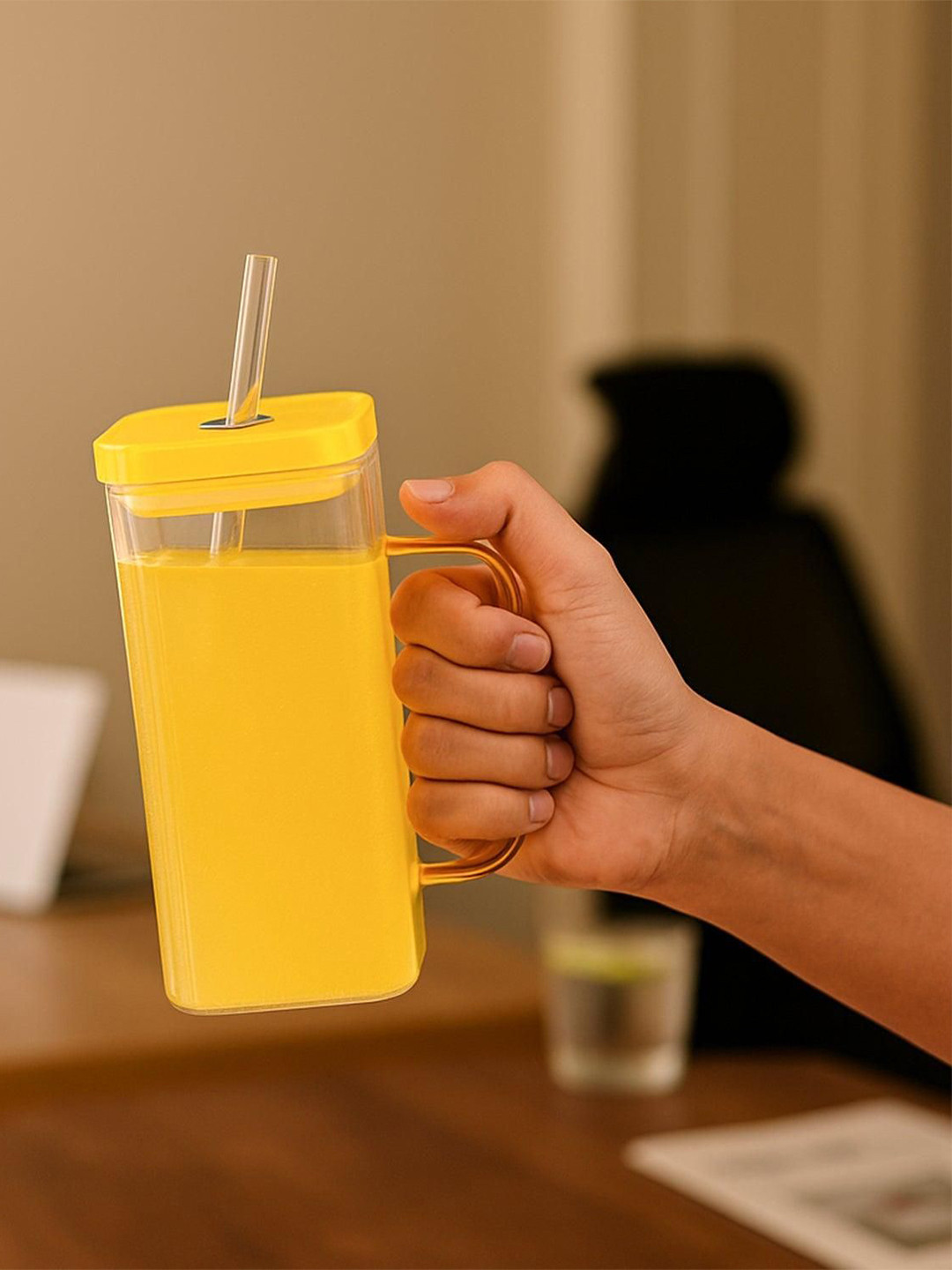 MARKET99 Mason Yellow & Transparent 2 Pieces Glass Glossy Mugs 600ml With Straw
