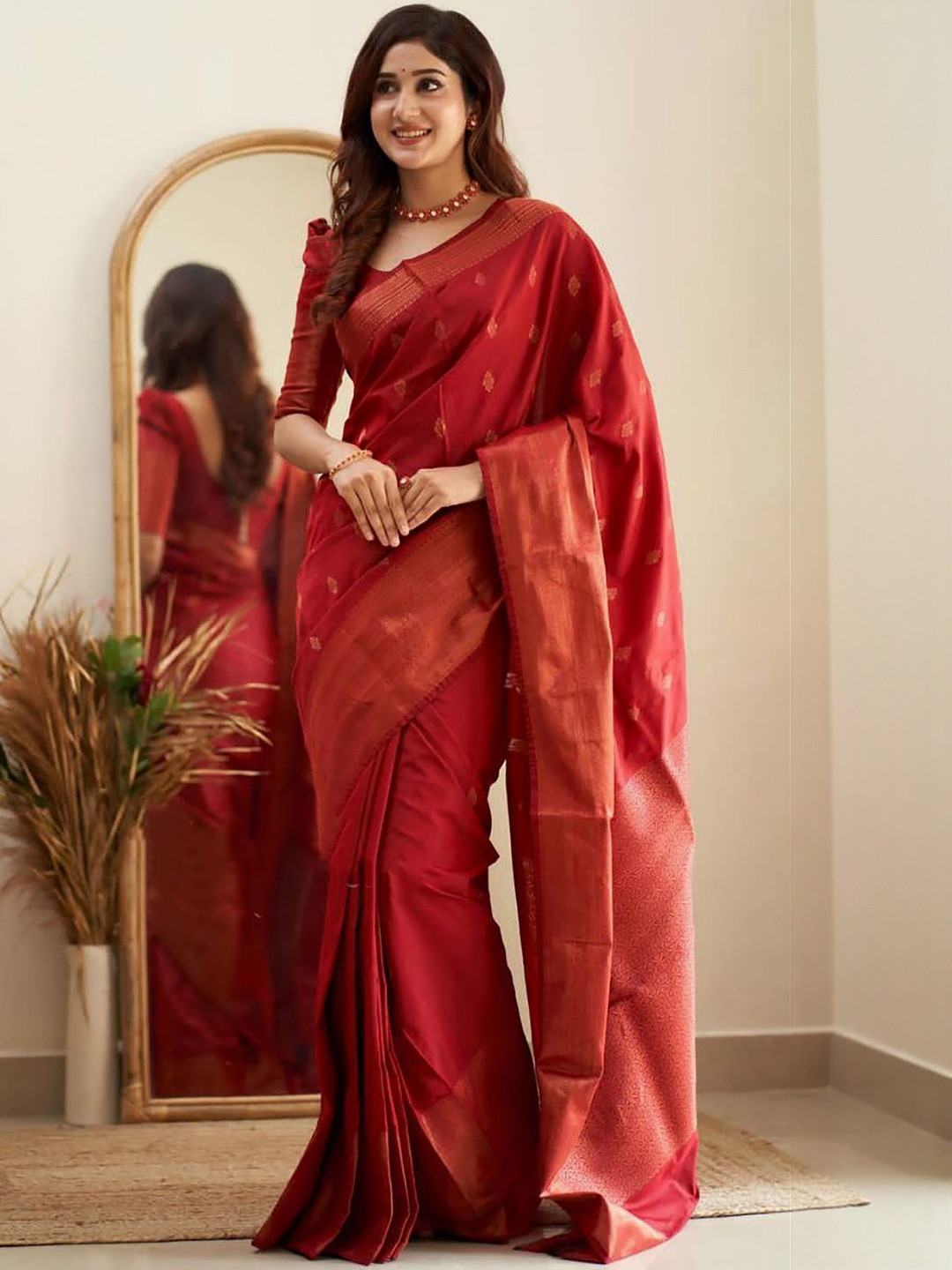 Moda Rapido Ethnic Motifs Zari Silk Blend Handloom Banarasi Saree With Blouse Piece