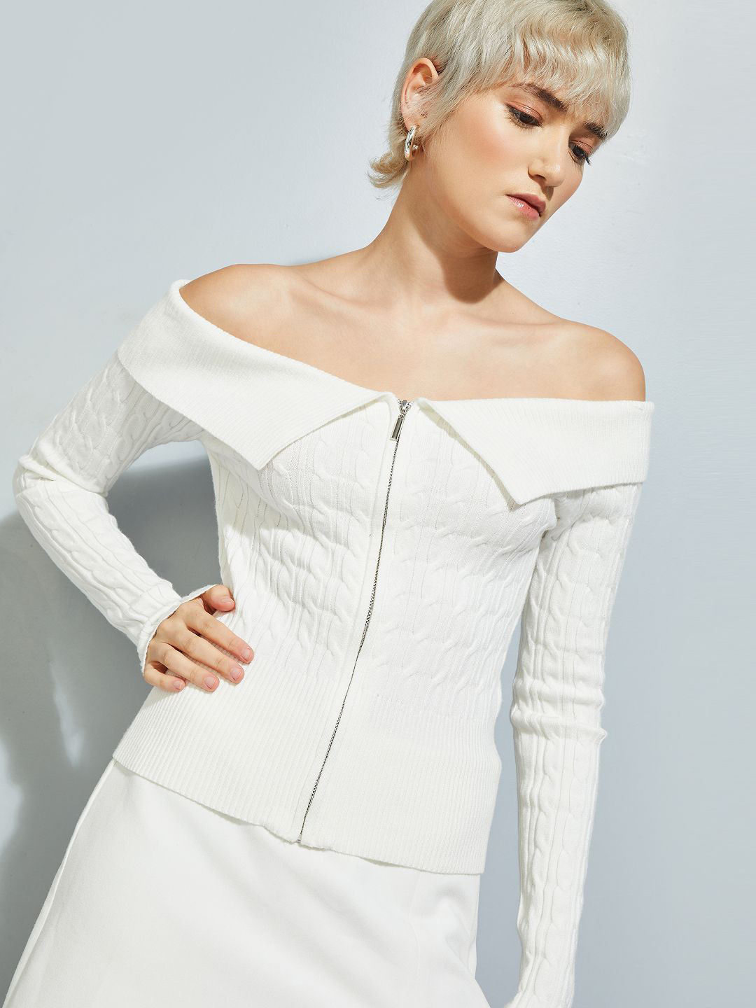 max Collarless Crop Tailored Jacket