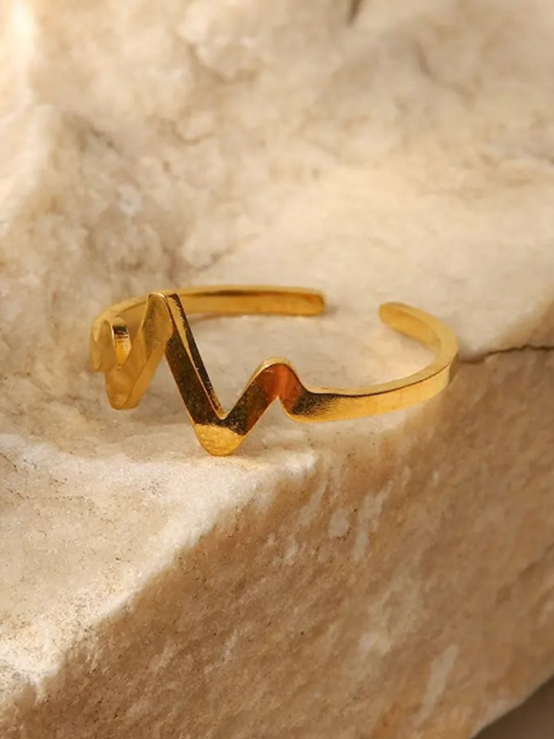 DIMPLERY 18K Gold Plated Stainless Steel & Hearbeat Shaped Ring