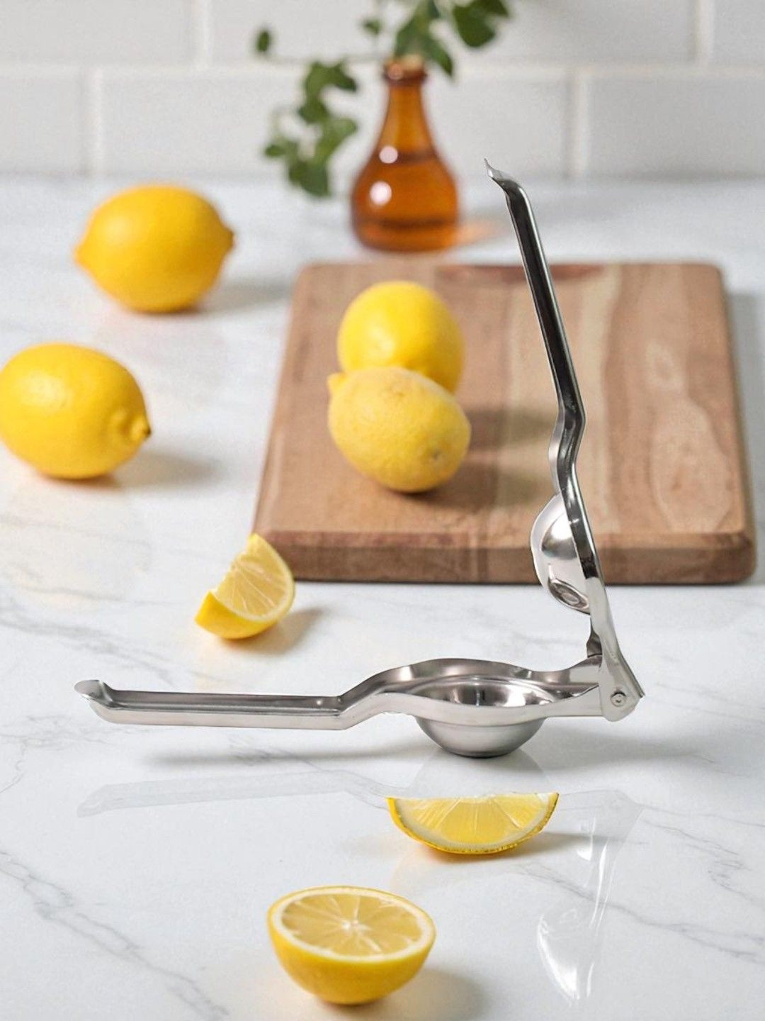 DeoDap Stainless Steel Lemon Squeezer