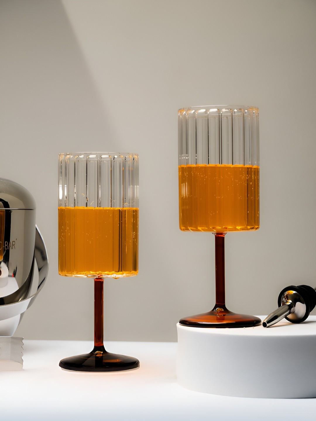 Car-O-Bar Transparent 2 Pieces Wine Glasses