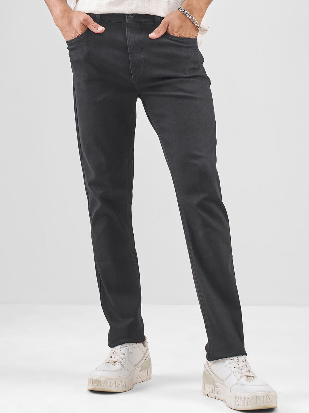 HIGHLANDER Men Slim Fit Mid-Rise Jeans