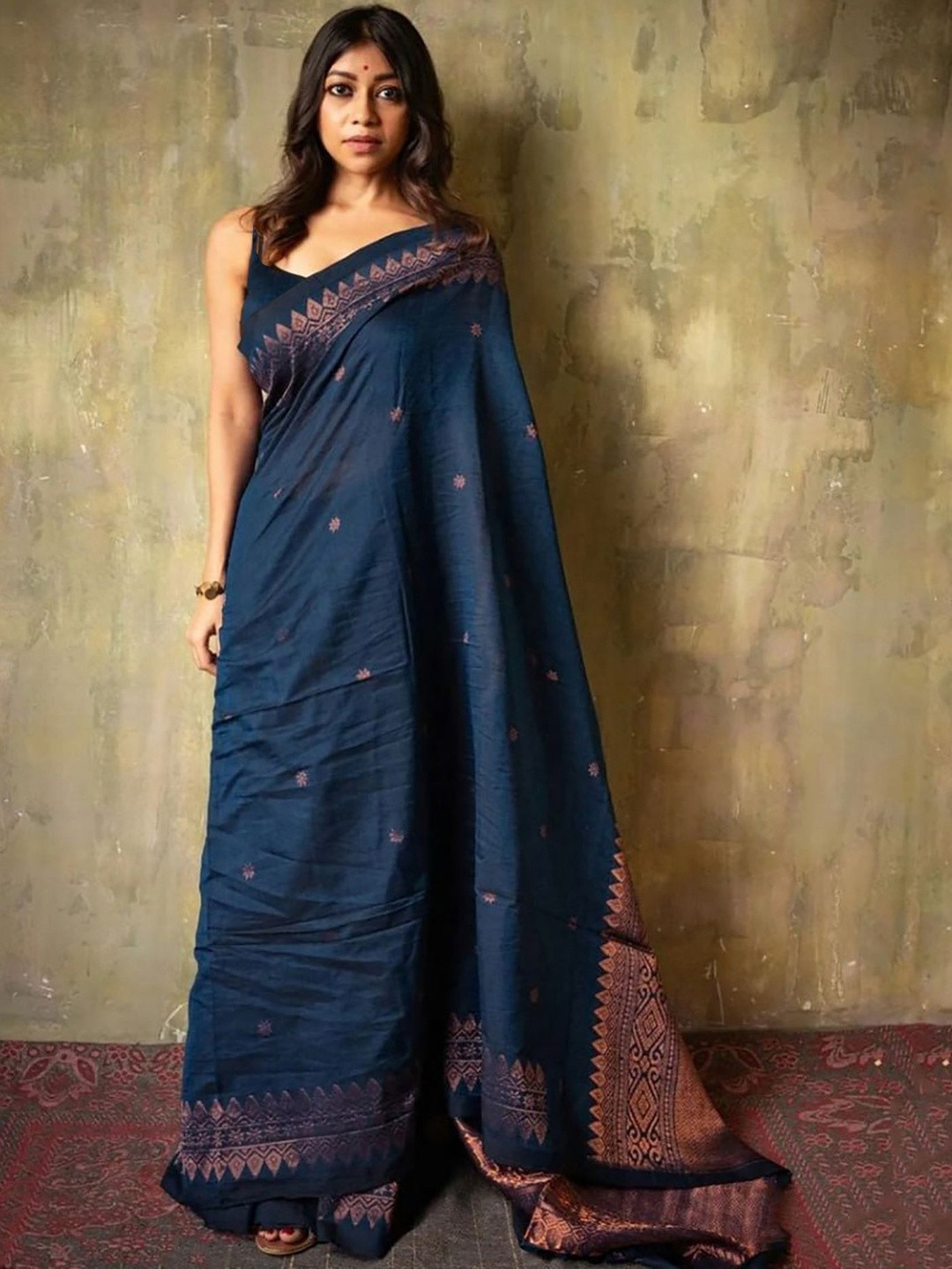 Moda Rapido Floral Woven Design Zari Silk Banarasi Saree