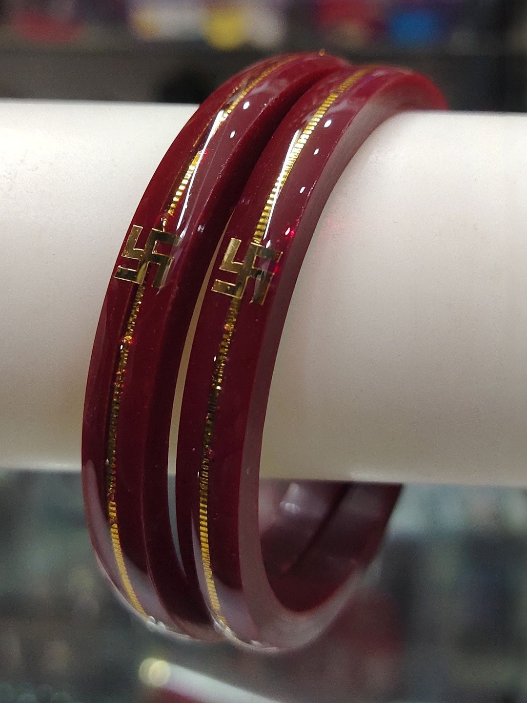 MAA sitala store Set Of 2 Gold-Plated Shakha Pola Bangles