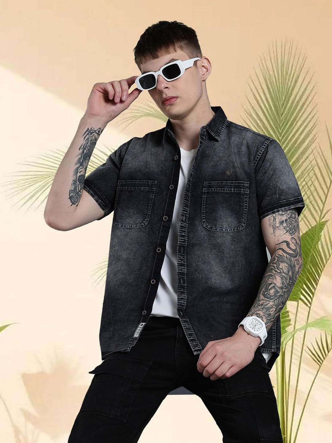 Kuons Avenue Standard Faded Spread Collar Tailored Fit Denim Shirt