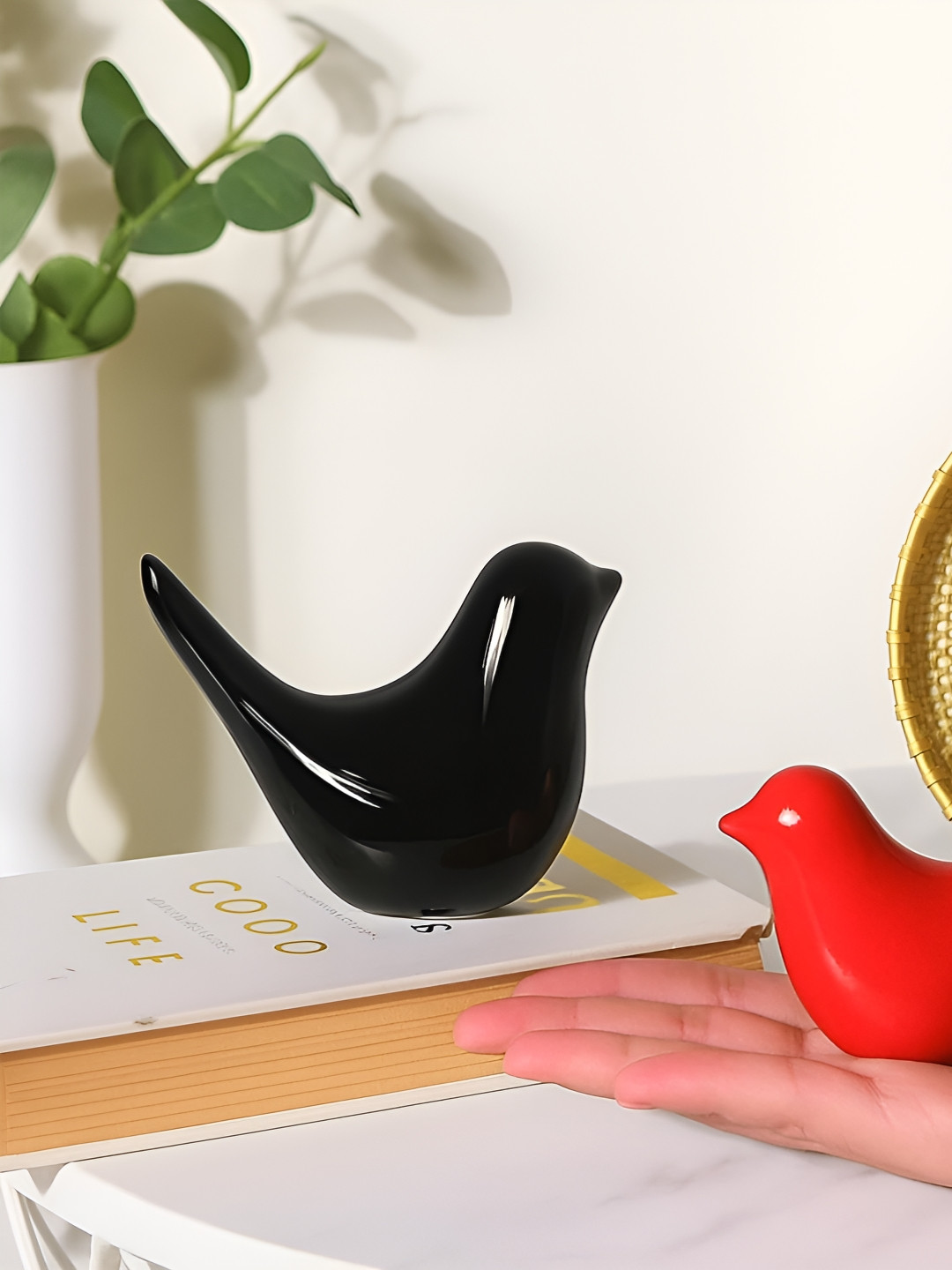 Ascension Black & Red 2 Pieces Glossy Birds Ceramic Figurine Showpieces