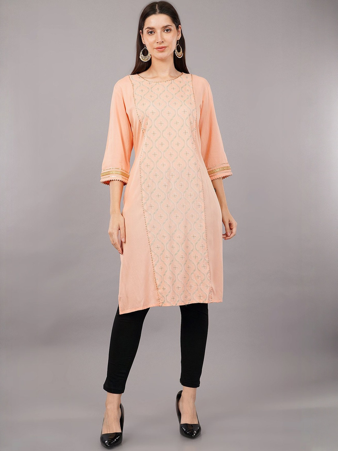 Avaasa Buy Shruthi Women Floral Liva Kurtas