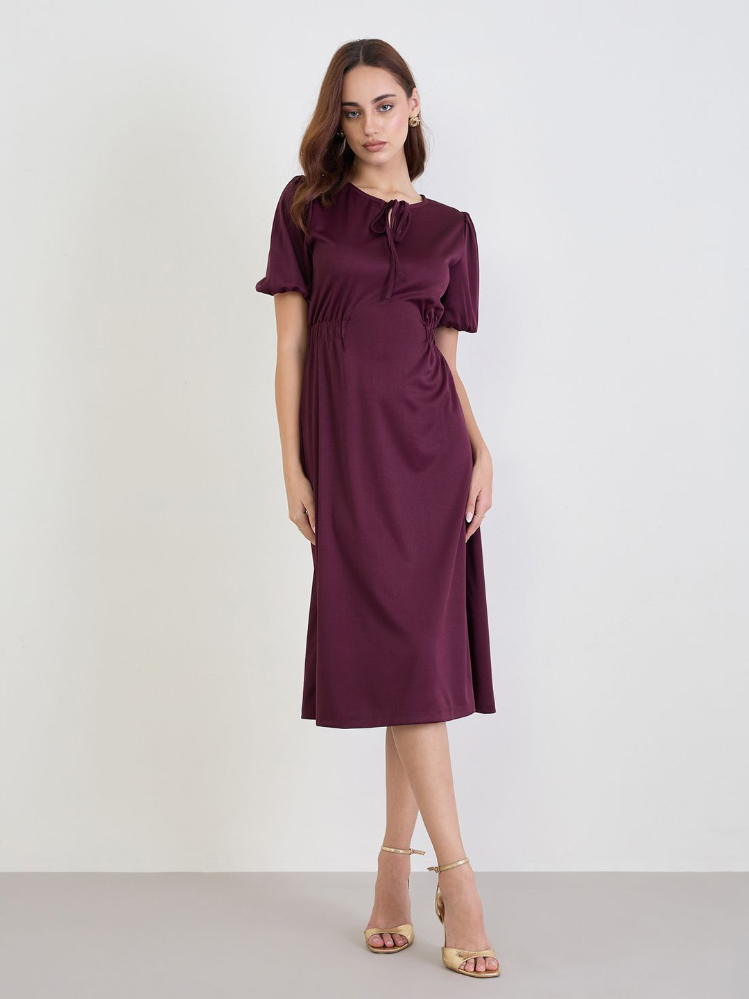 Styli Women Solid Keyhole Neck Puff Sleeve A-Line Midi Dress