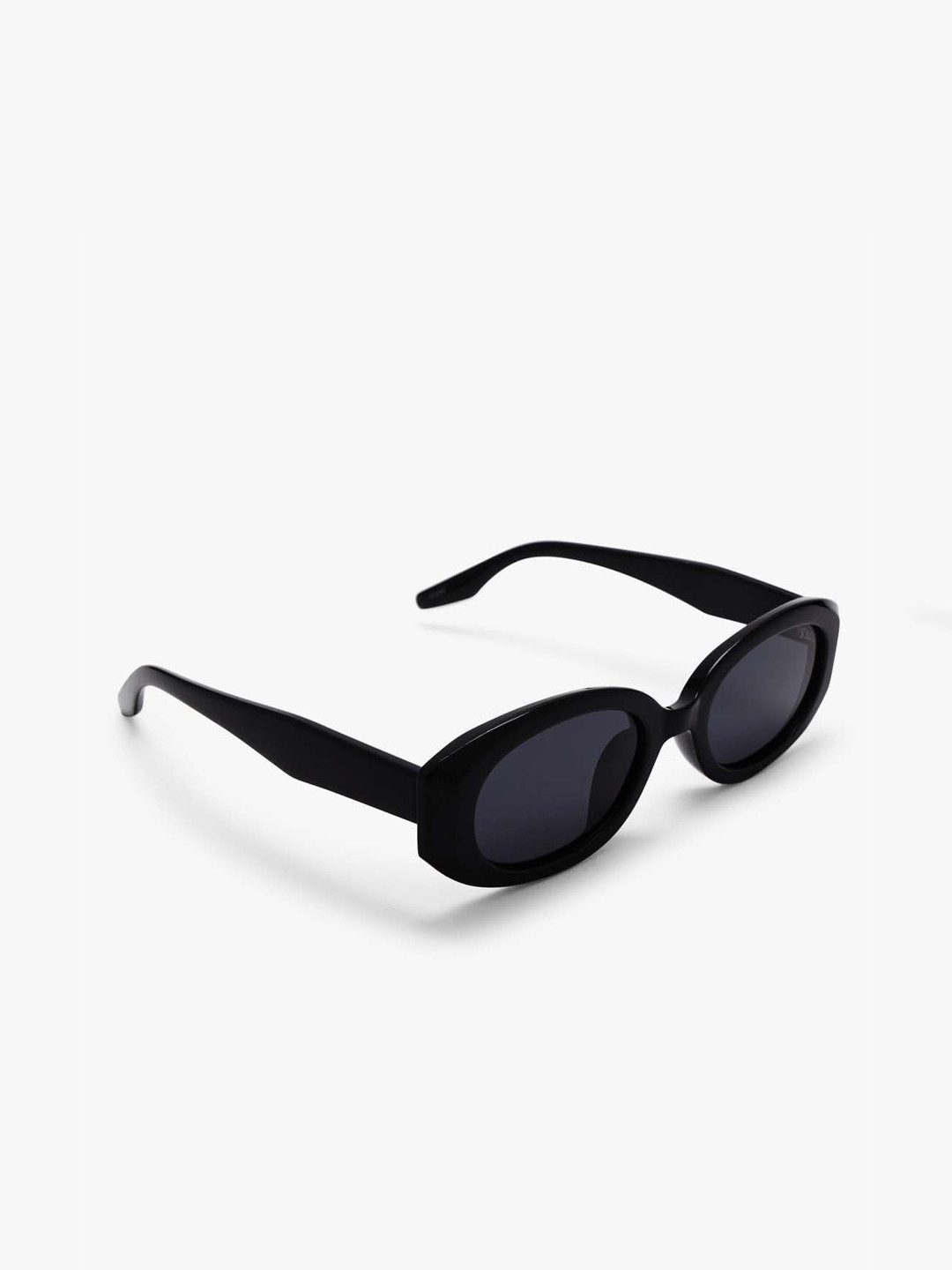 Kazo Riot Women UV Protected Lens Oval Sunglasses DT0994BLACK_D