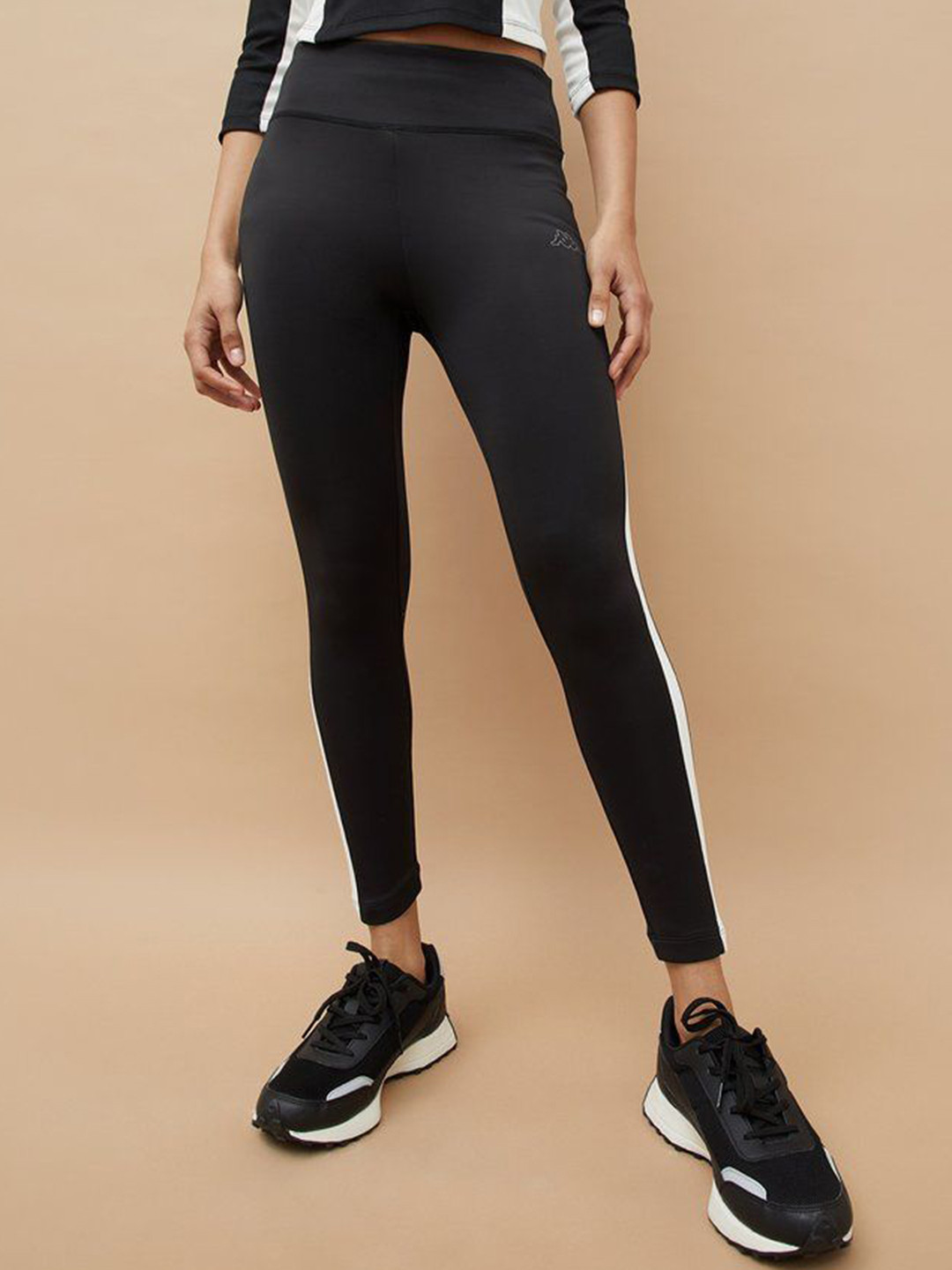 Kappa Women Colourblocked Ankle Length Tights
