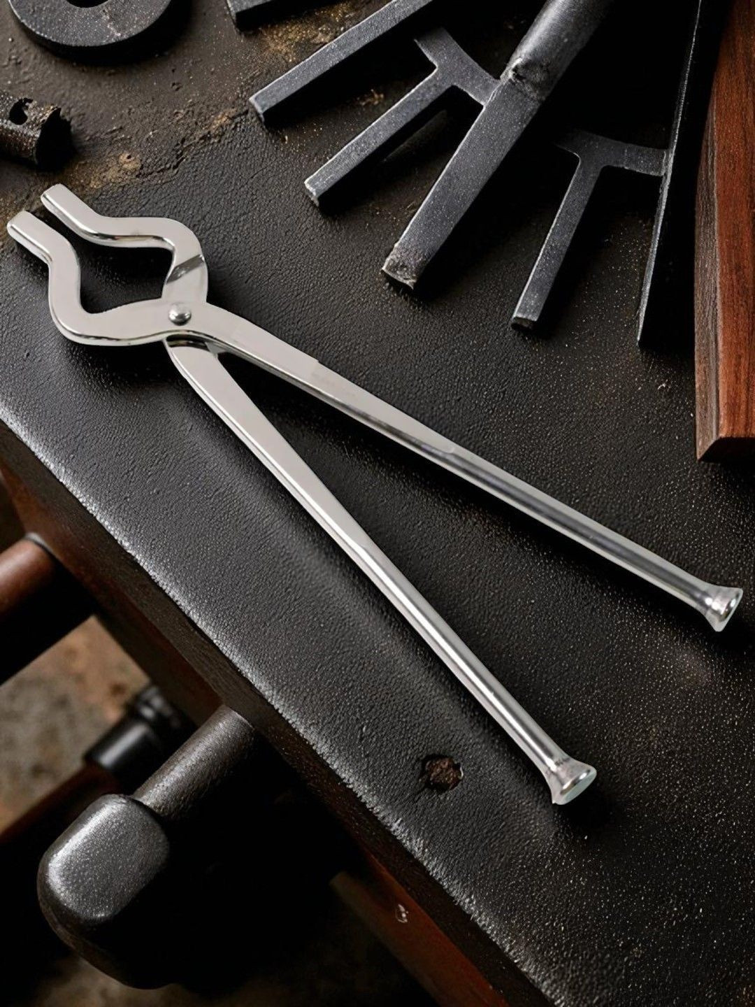 DeoDap Silver Toned Stainless Steel Full Round Pincer