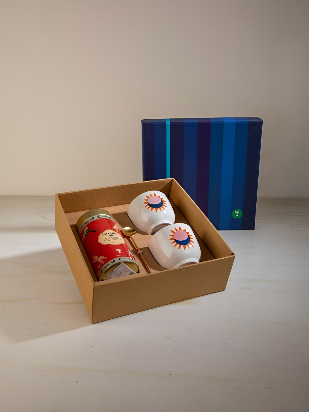 FREEDOM TREE White & Red Metal & Ceramic Tea Caddy Gift Set With Spoon & Kulhars