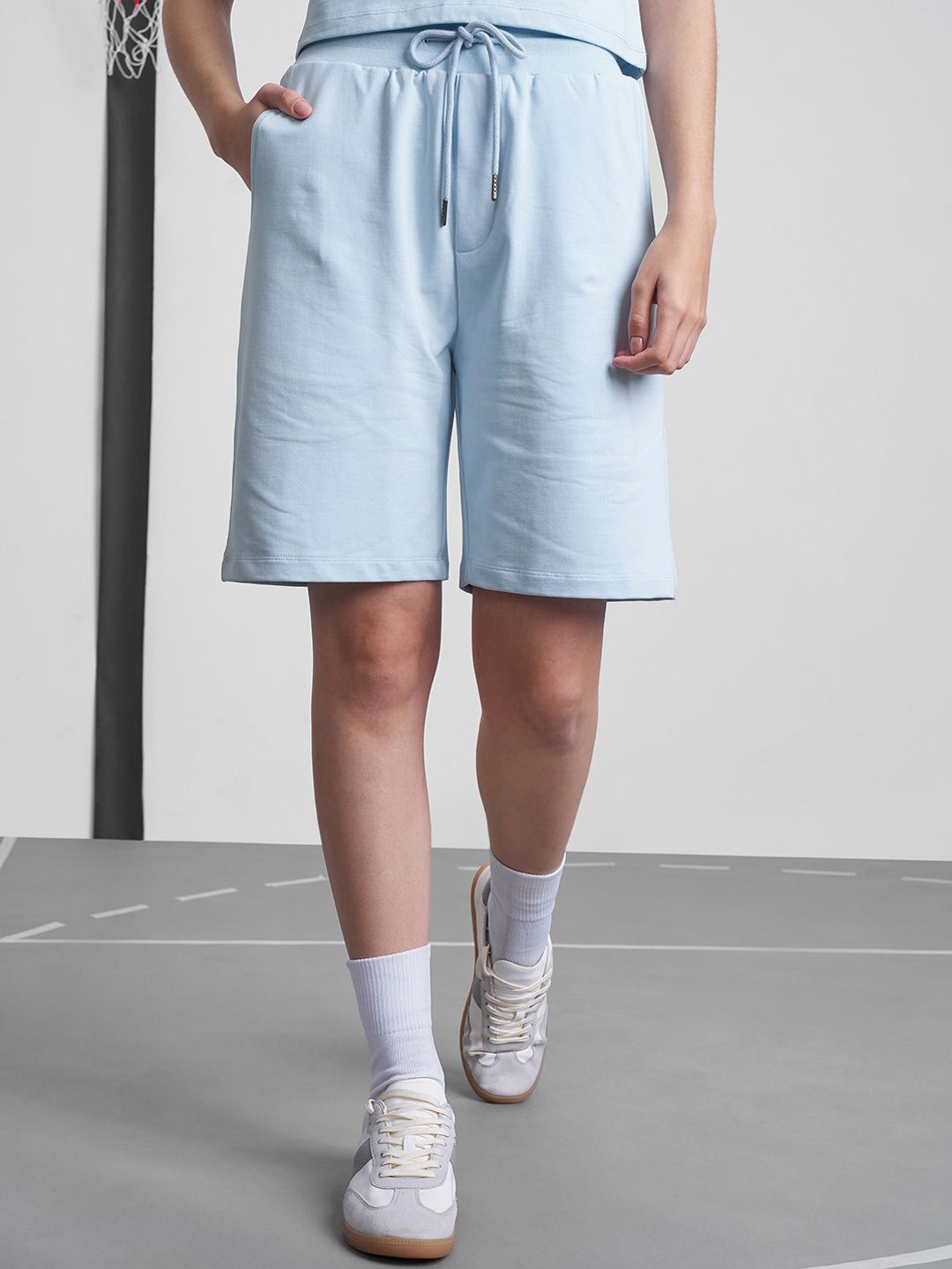 Street By Tokyo Talkies Women Regular Fit Mid-Rise Bermuda Shorts