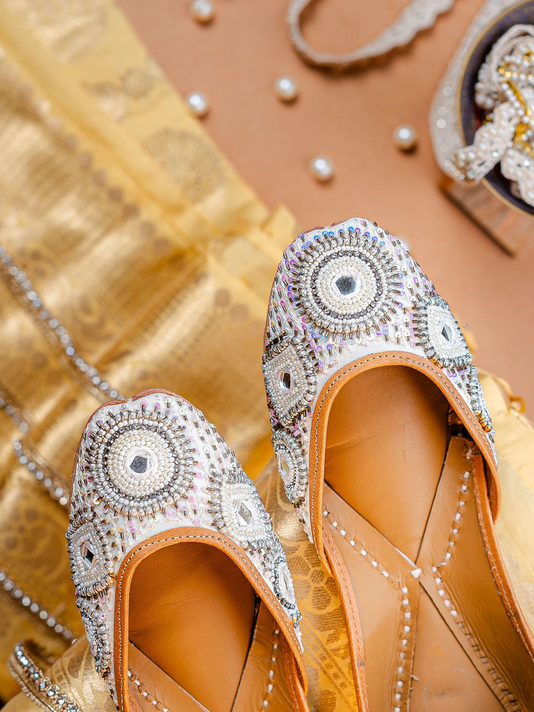 NR By Nidhi Rathi Women White Handcrafted Pearl & Silver Embroidered Ethnic Juttis