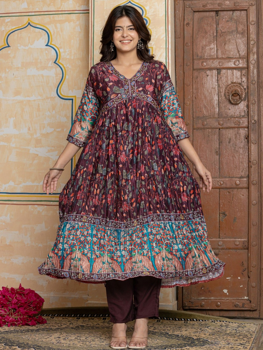 NAVYAAZRI Floral Printed Pleated Ansrkali Kurti With Pyjamas & Dupatta