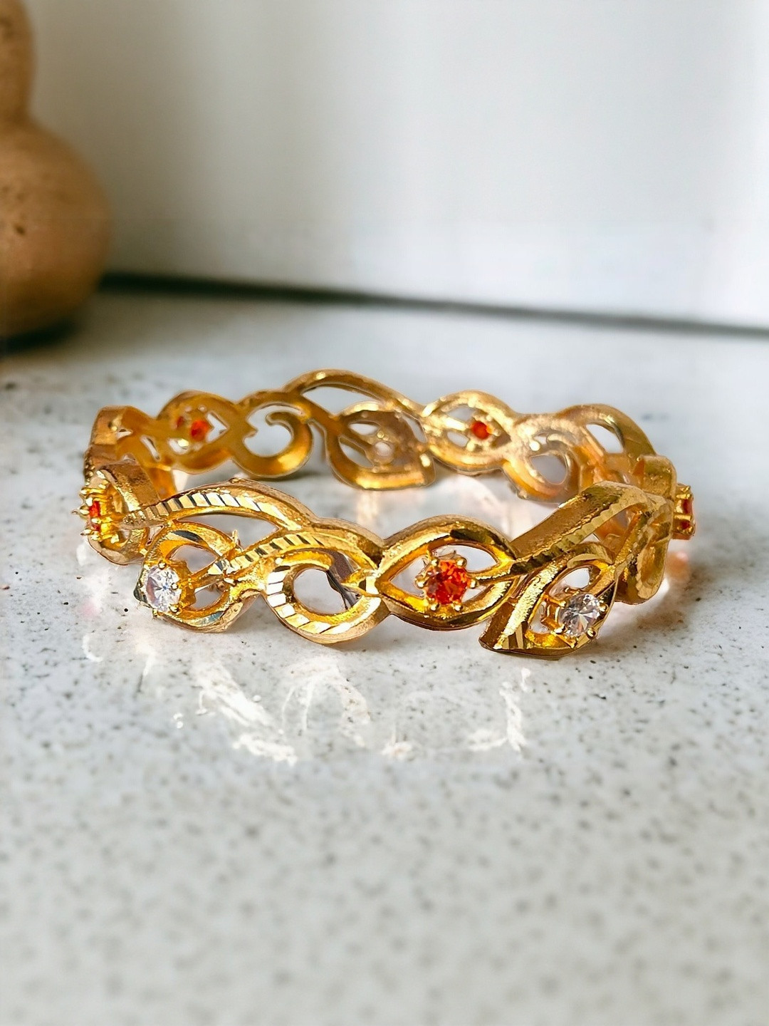 MAA sitala store Women Alloy Alexandrite Gold-plated Bangle