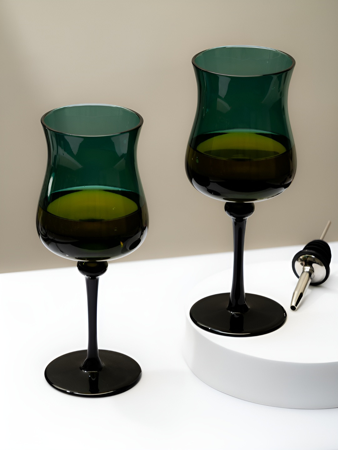 Car-O-Bar Green 2 Pieces Wine Glasses