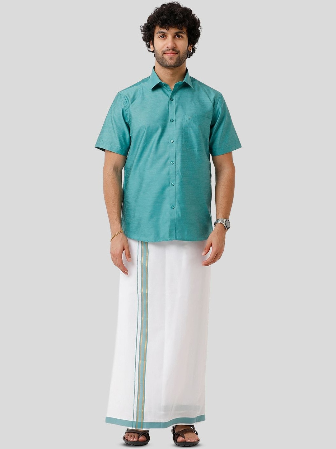 UATHAYAM Men Turquoise Blue Silk Blend Solid Clothing Set