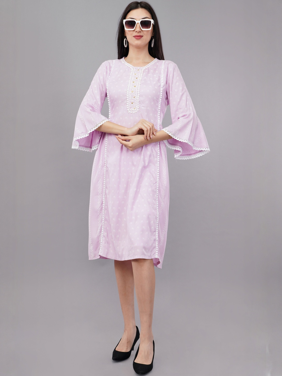 Avaasa Buy Shruthi Floral Printed Round Neck Liva Kurta