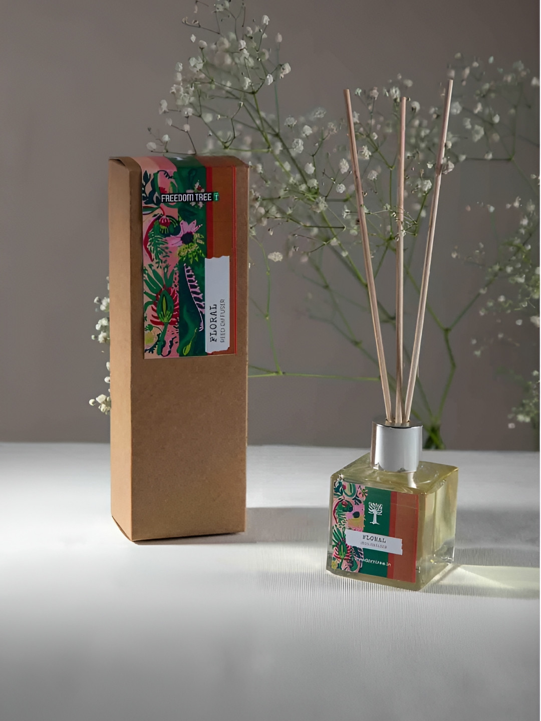 FREEDOM TREE Transparent & Brown Floral Scented Oil and Reeds Oil Diffuser