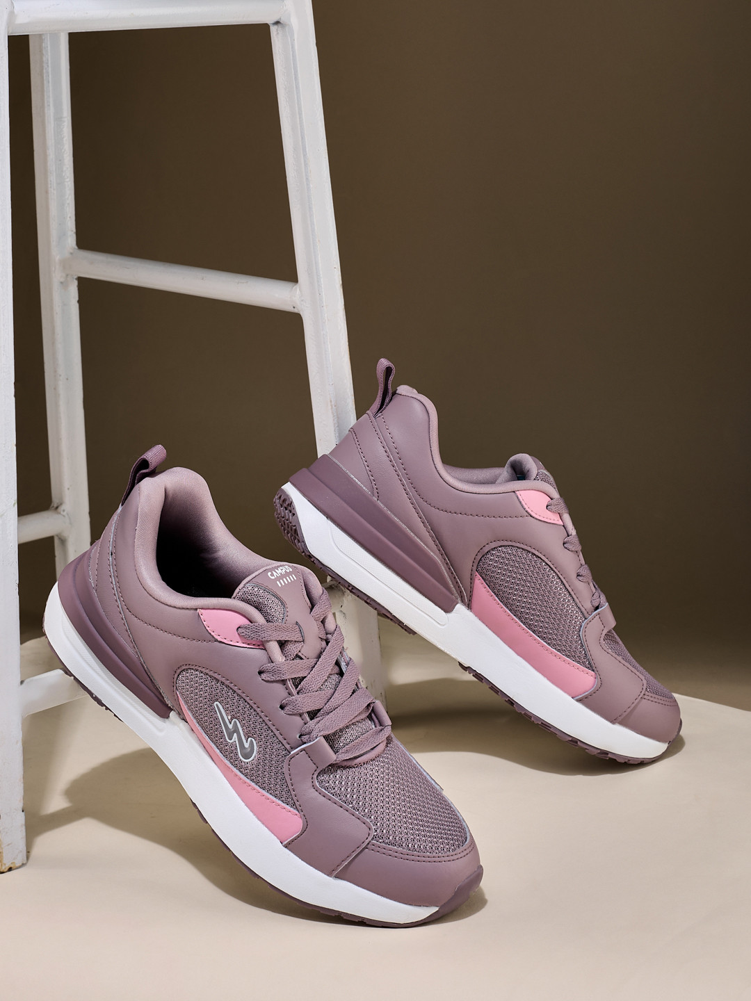 Campus TEMPT Women Colourblocked Round Toe Lace-Ups Sneakers Shoes