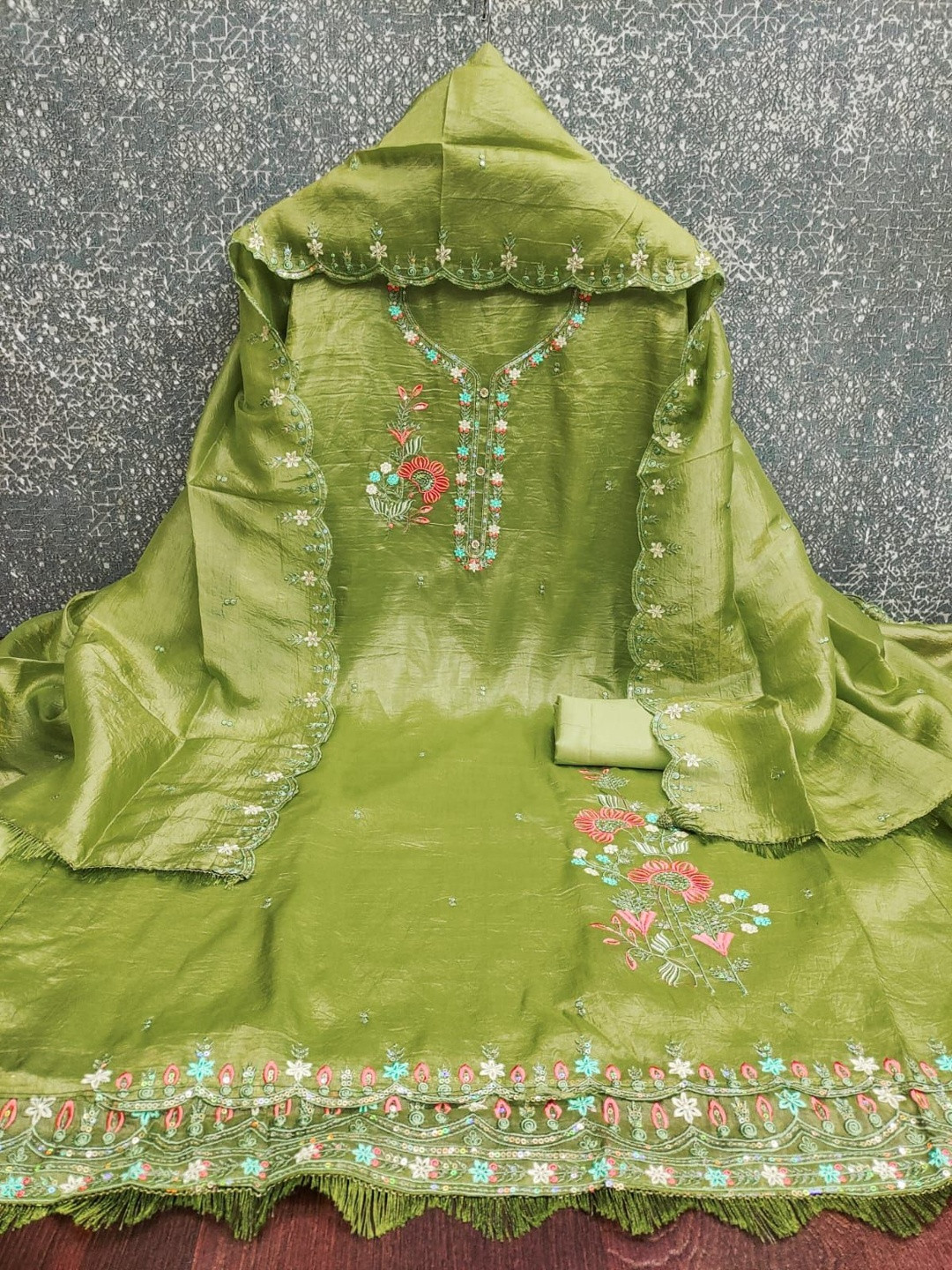 HouseOfCommon Women Embroidered Unstitched Suit Set