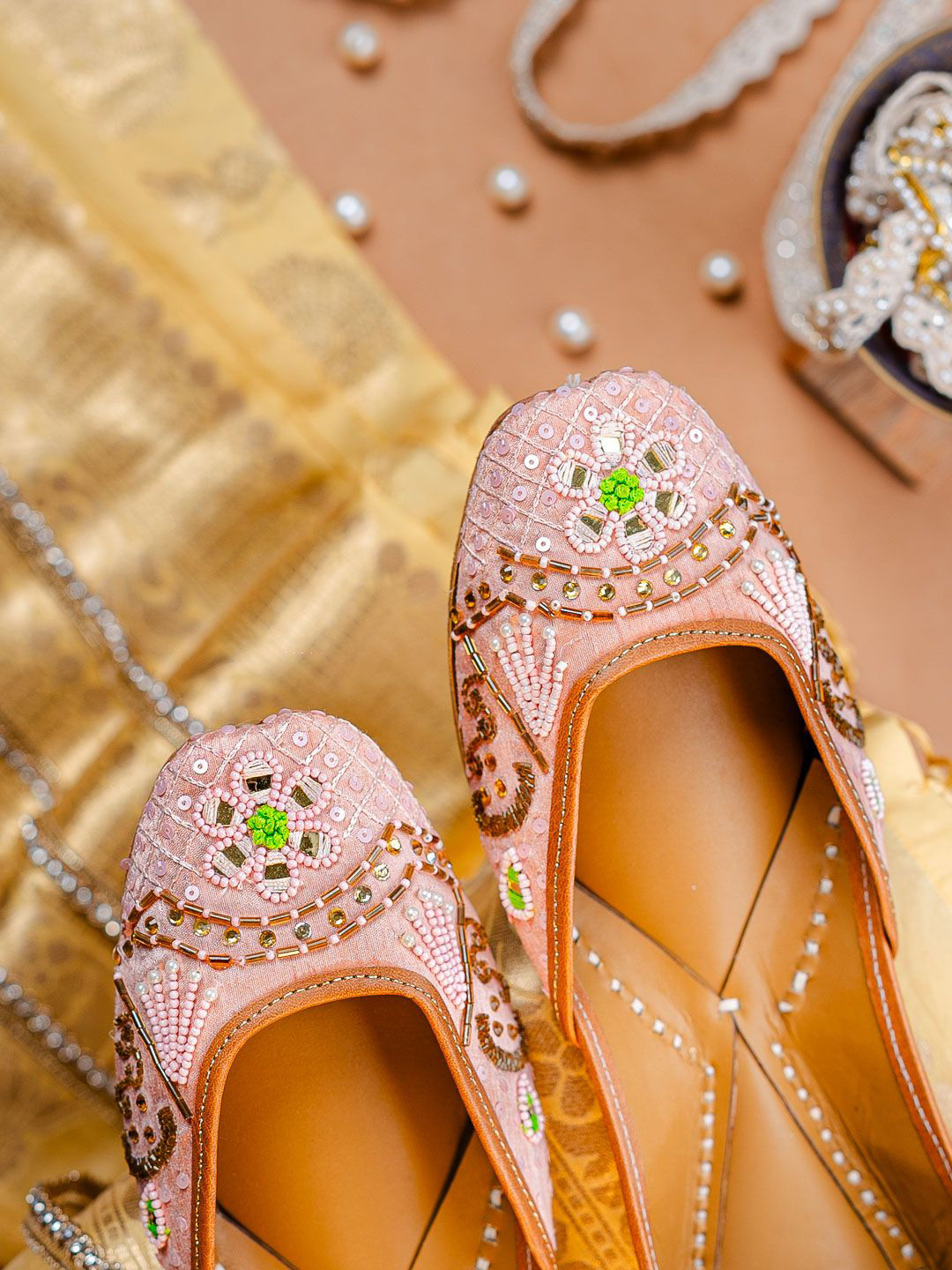 NR By Nidhi Rathi Women Handcrafted Embroidered thnic Mojaris Juttis