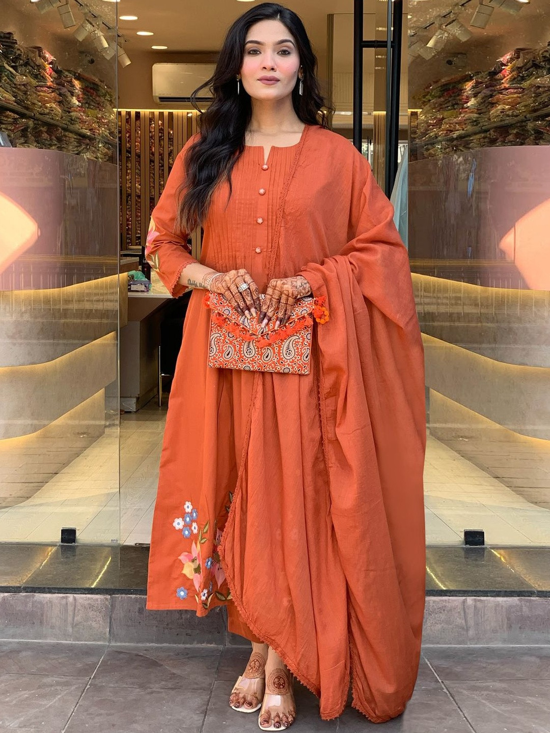 DIVASTRI Plus Size Floral Printed Notch Neck Anarkali Kurta With Palazzos & Dupatta