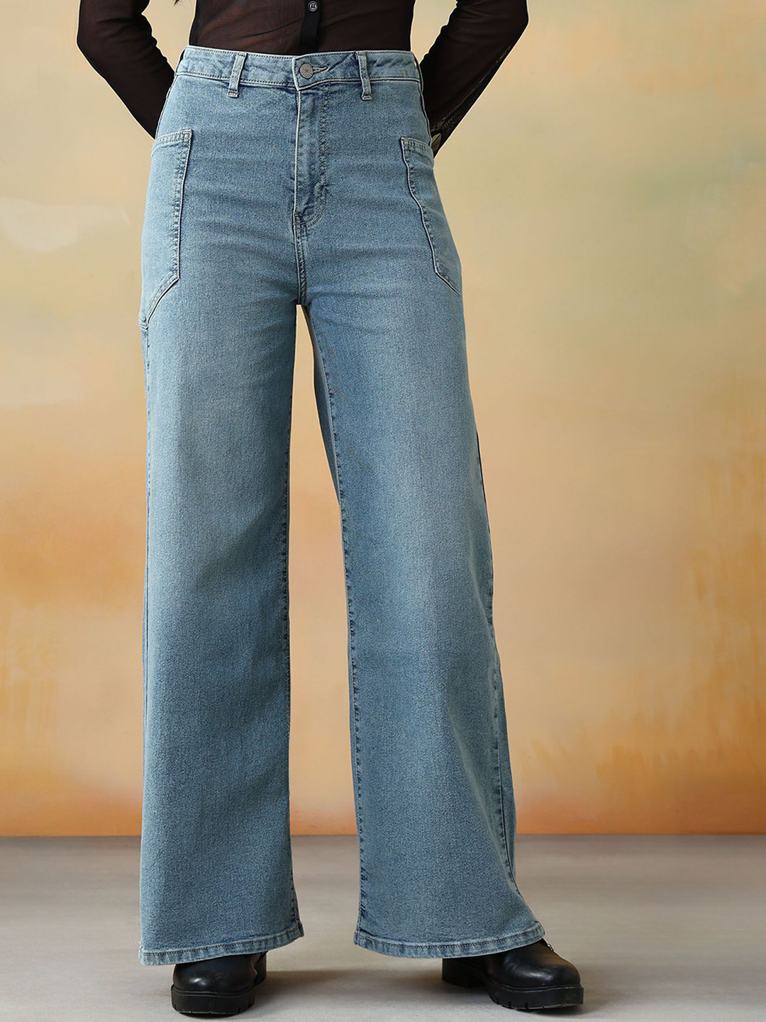 Flying Machine Women Baggy High-Rise Light Fade Stretchable Jeans