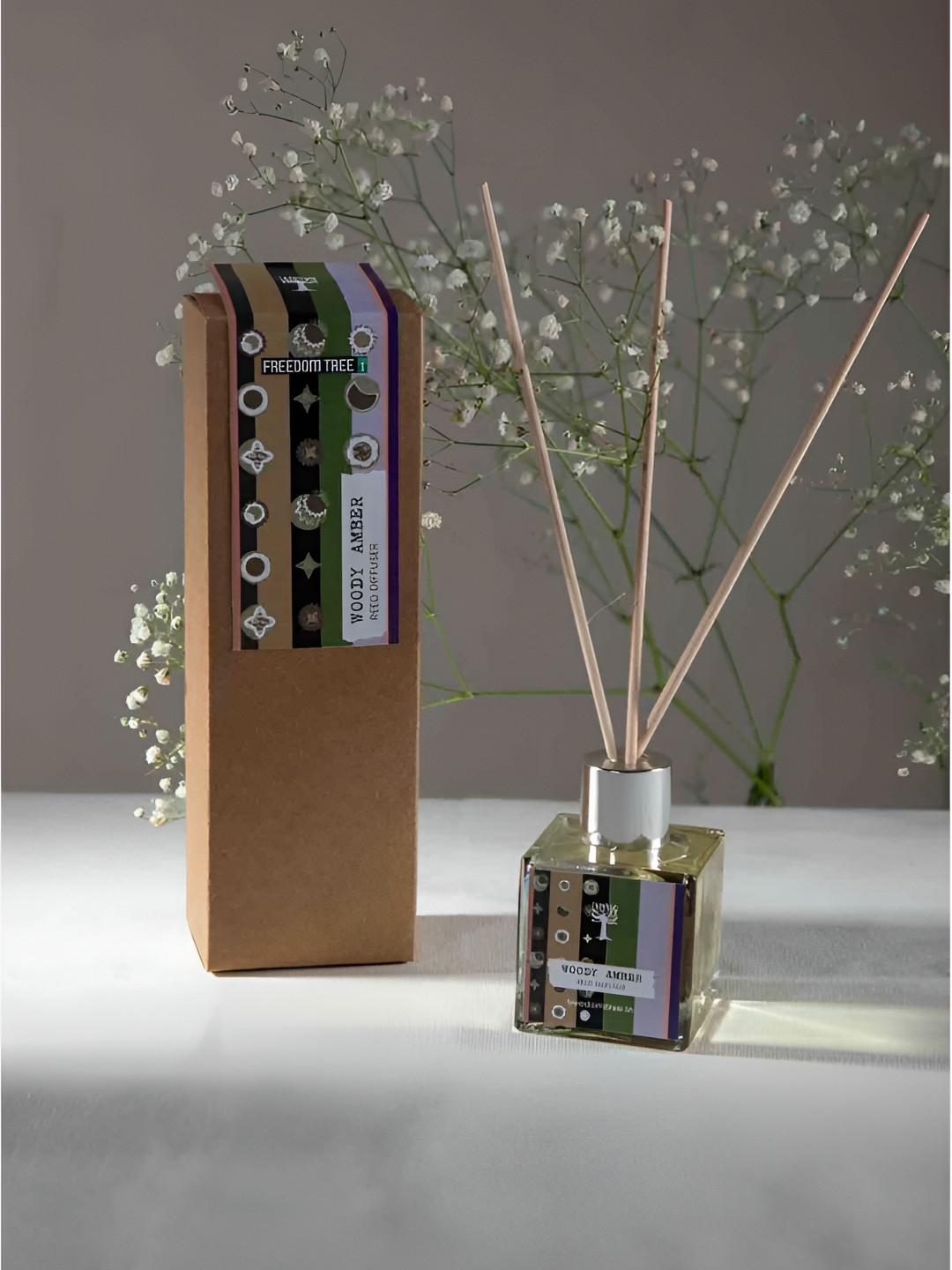 FREEDOM TREE Transparent & Brown Glass Reed Diffuser Set