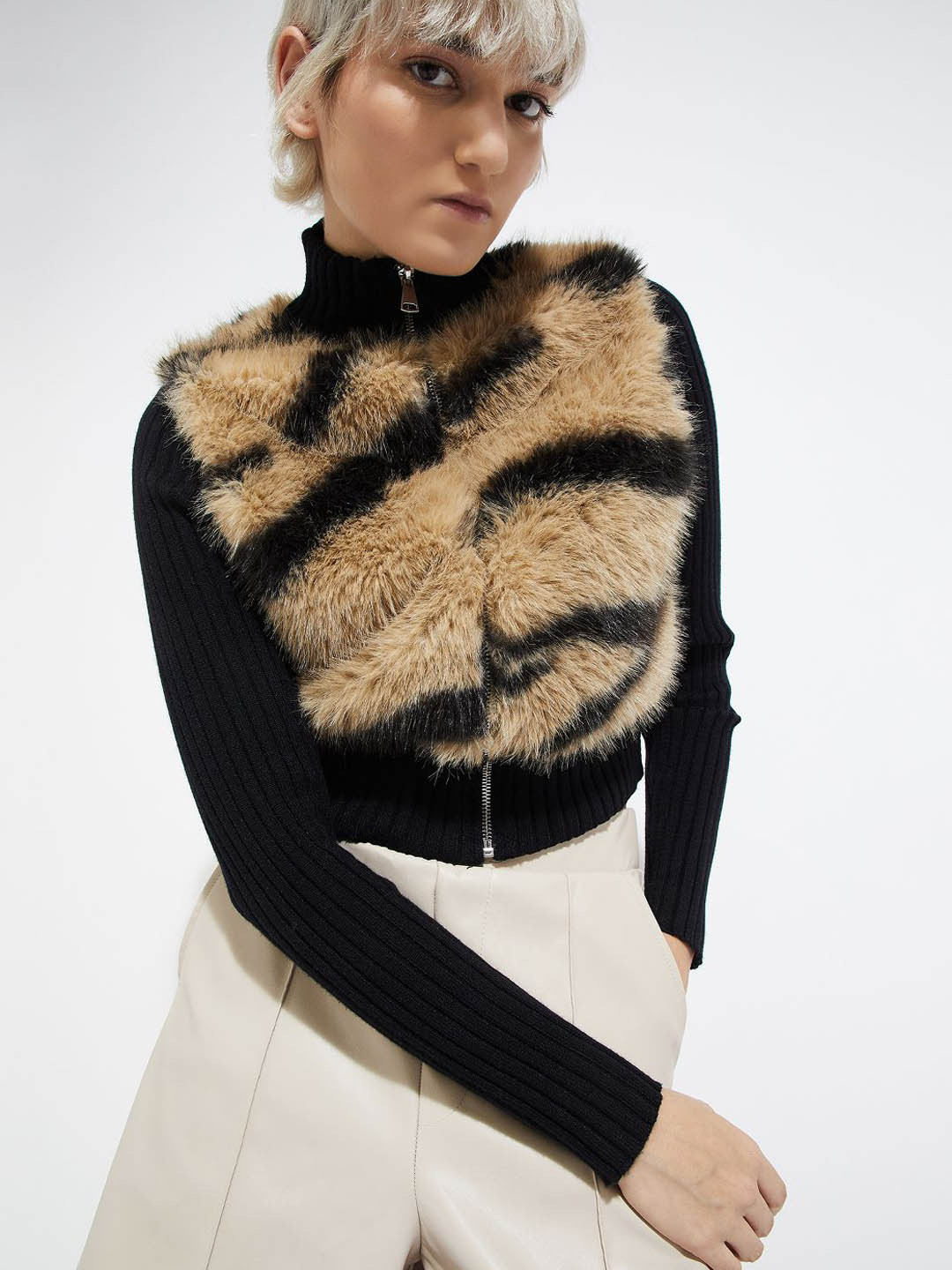 max Collarless Crop Tailored Jacket