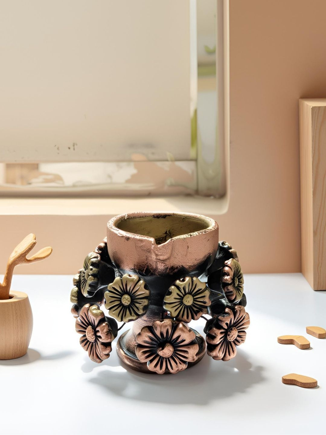 Kraftlik Handicraft Handcrafted Decorative Flower Urli Bowl Metal Finish Pooja Diya