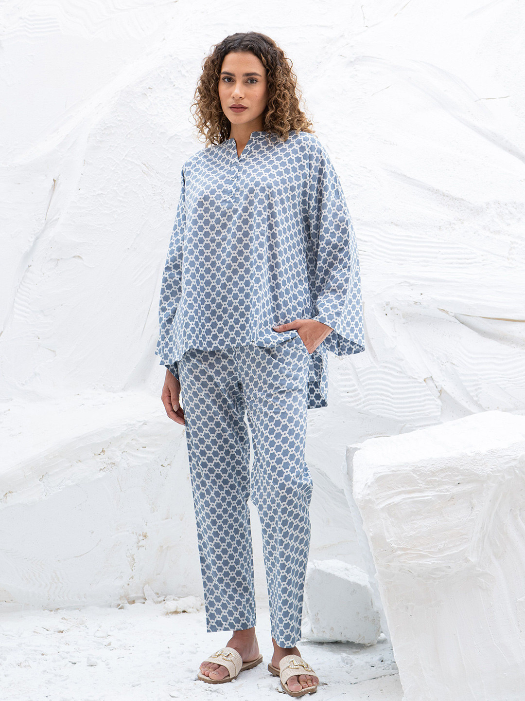 SANSKRUTIHOMES Women Geometric Printed Mandarin Collar Pure Cotton Night suit
