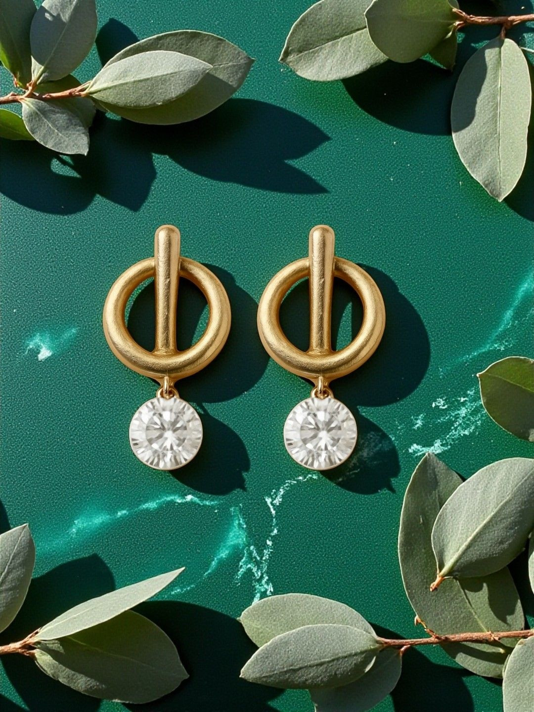 AccessHer Gold-Plated Diamond Circular Shaped Studs Earrings