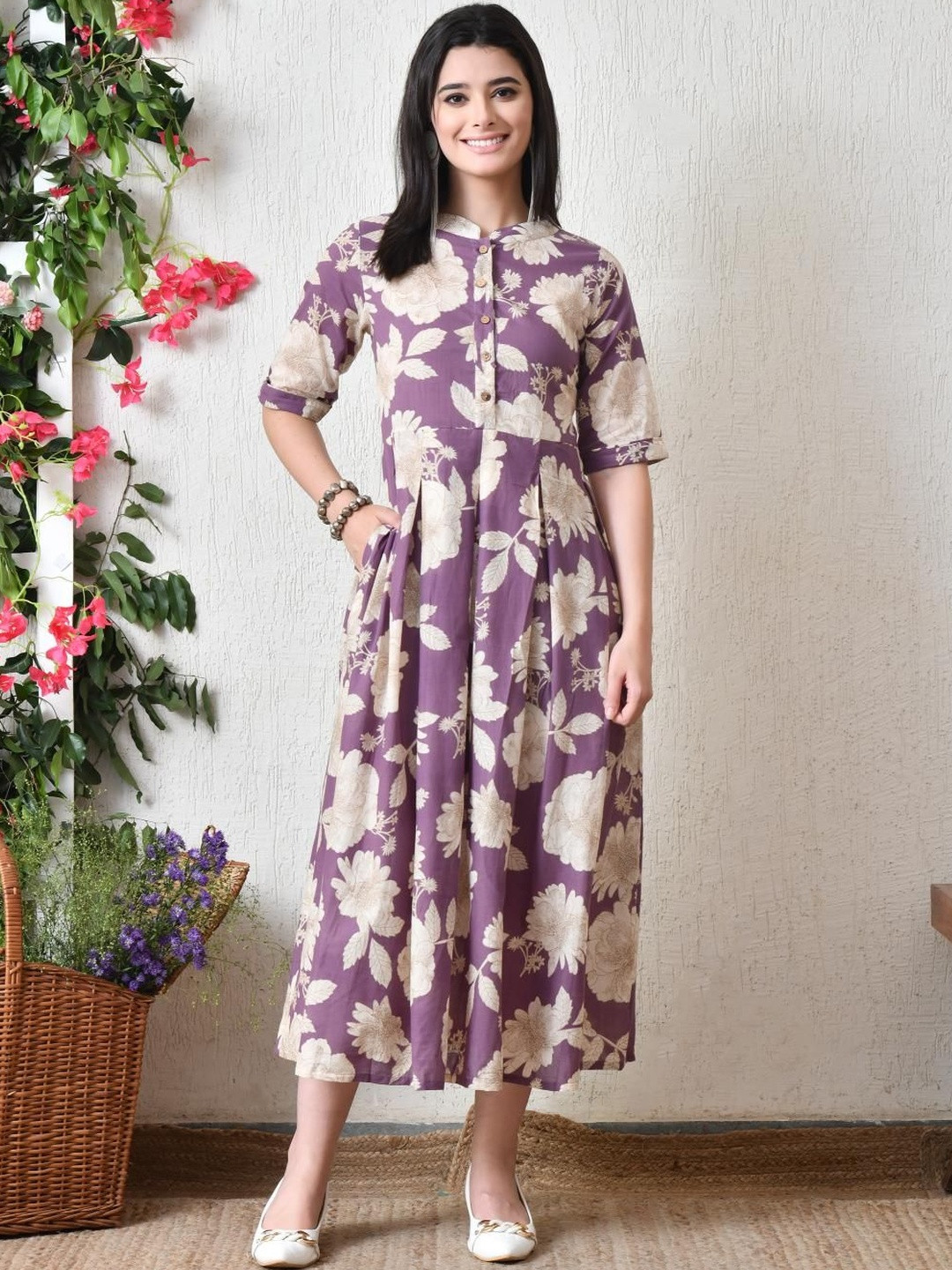 Sangria Women Floral Print Fit & Flare Midi Dress