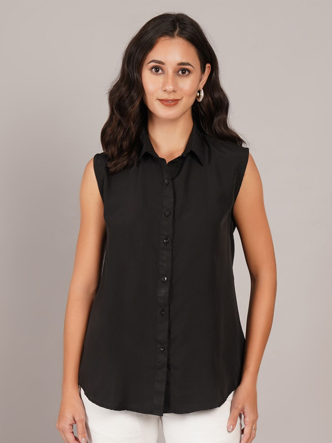 ANGOORI FASHION Classic Fit Spread Collar Sleeveless Shirt