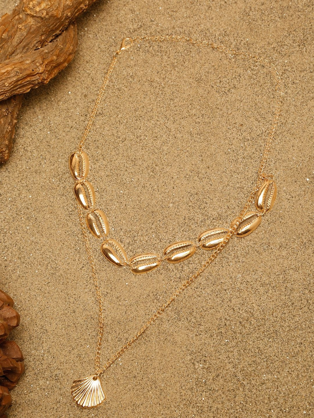 Stoln Shell Scallop Shaped Layered Minimal Necklace